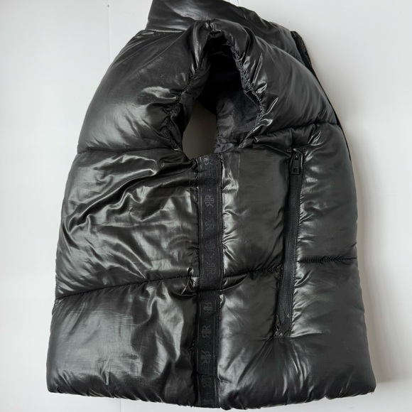 River Island Girls Shiny Black Puffer Vest Size 4-5Y - Picture 5 of 6